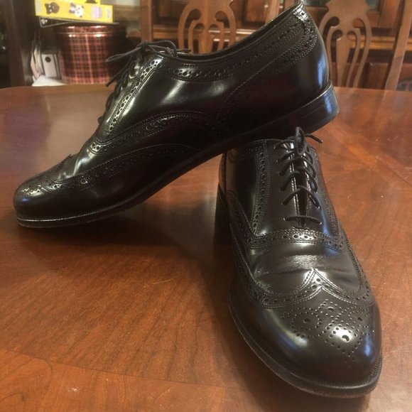 Florsheim Men's Wing Tip - Picture 1 of 4